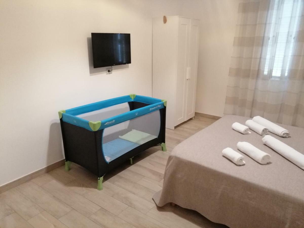 Suite Conte Νάπολη Εξωτερικό φωτογραφία
